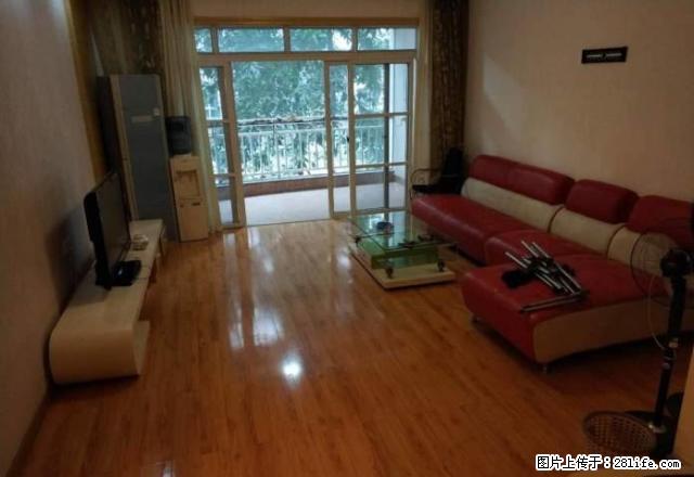 盛世名门 3000元 4室2厅2卫 精装修,封闭小区,有钥! - 房屋出租 - 房屋租售 - 贵港分类信息 - 贵港28生活网 gg.28life.com