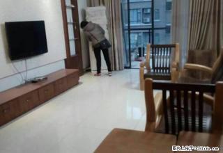 普罗旺斯2房2厅90平，配齐租1900！有钥匙，三房有出租 - 贵港28生活网 gg.28life.com